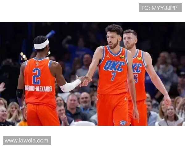 2016年2月28日勇士与雷霆激战成名场面回顾与精彩瞬间分析