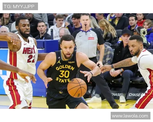 勇士与热火精彩对决全场录像回放尽享篮球盛宴